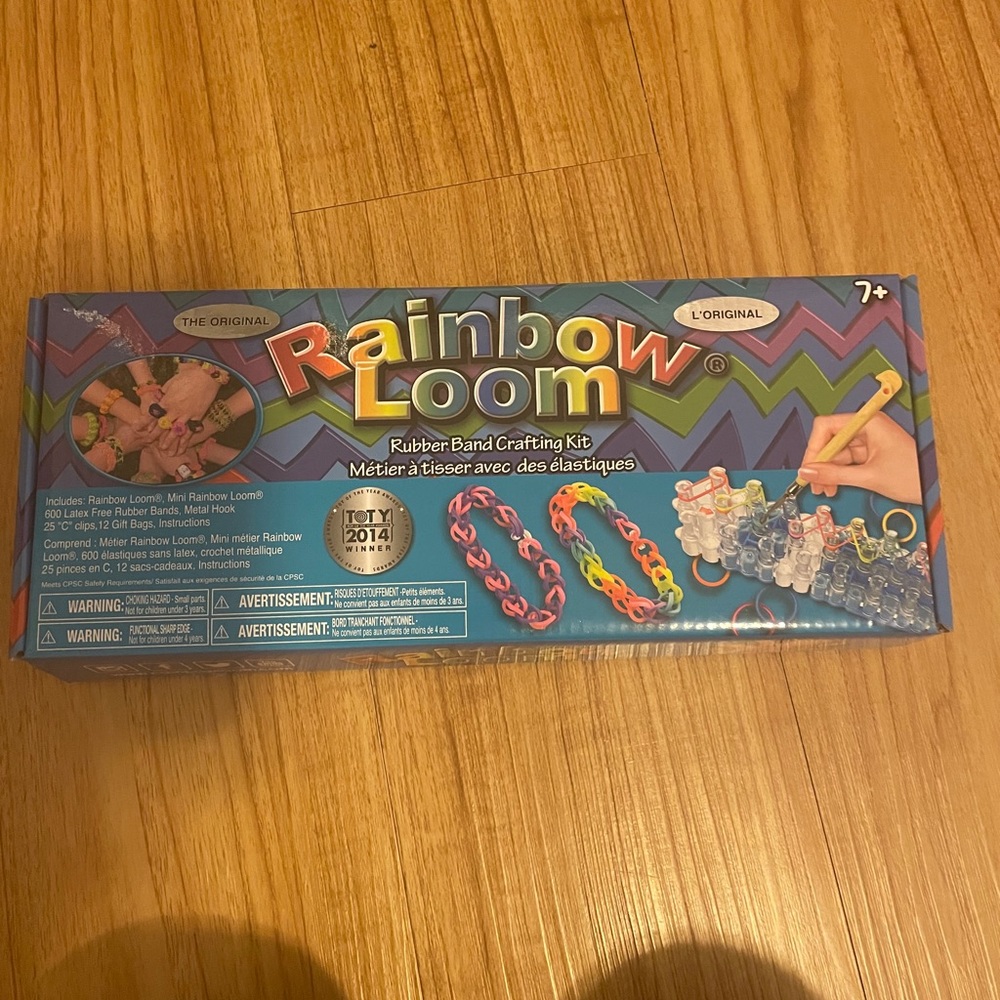 BRAND NEW RAINBOW LOOM